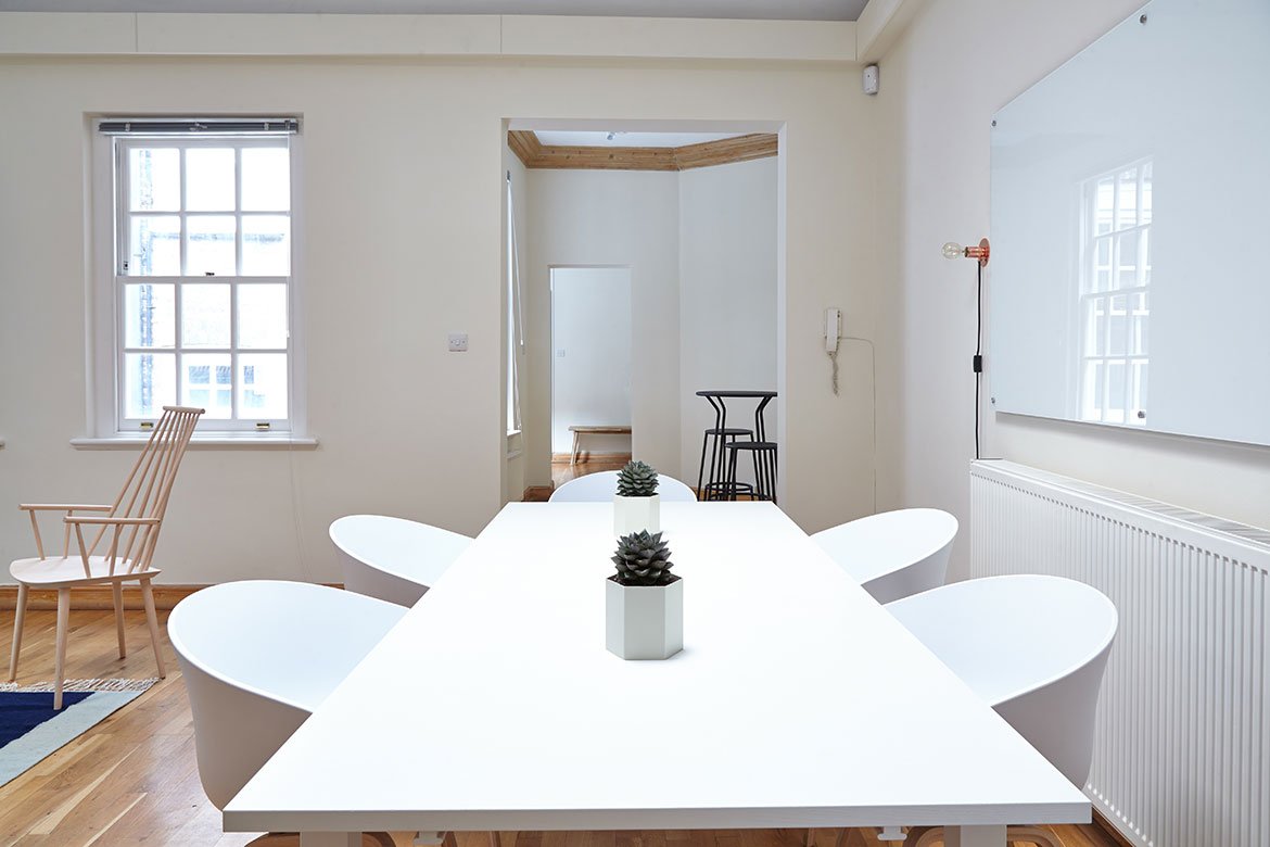 96 Contemporary apartment